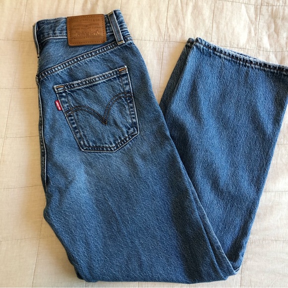 Levi’s Ribcage Jeans - Picture 3 of 6